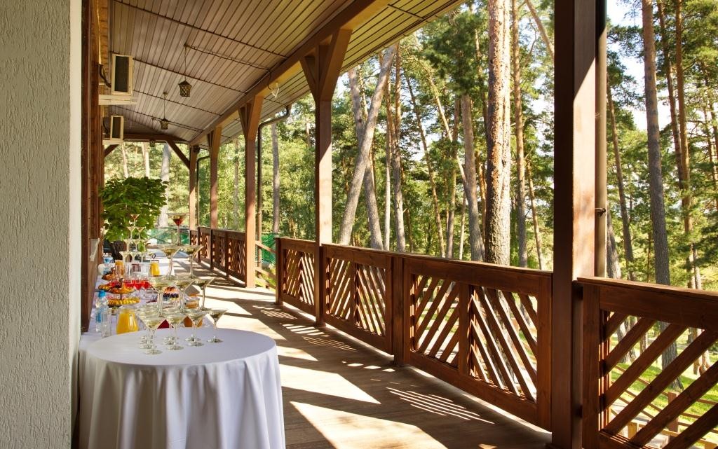 Таруса-банкеты-русский клён