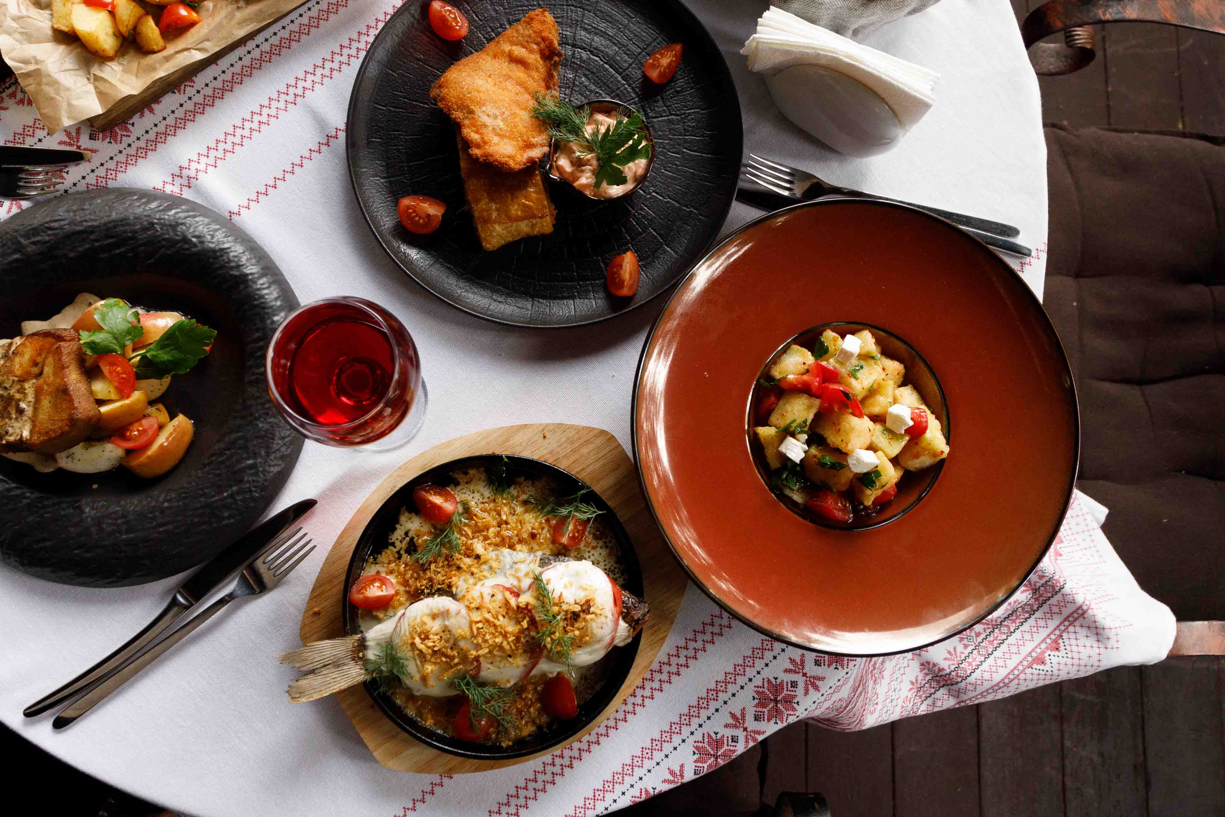 Ресторан русской кухни "Русский Клён"