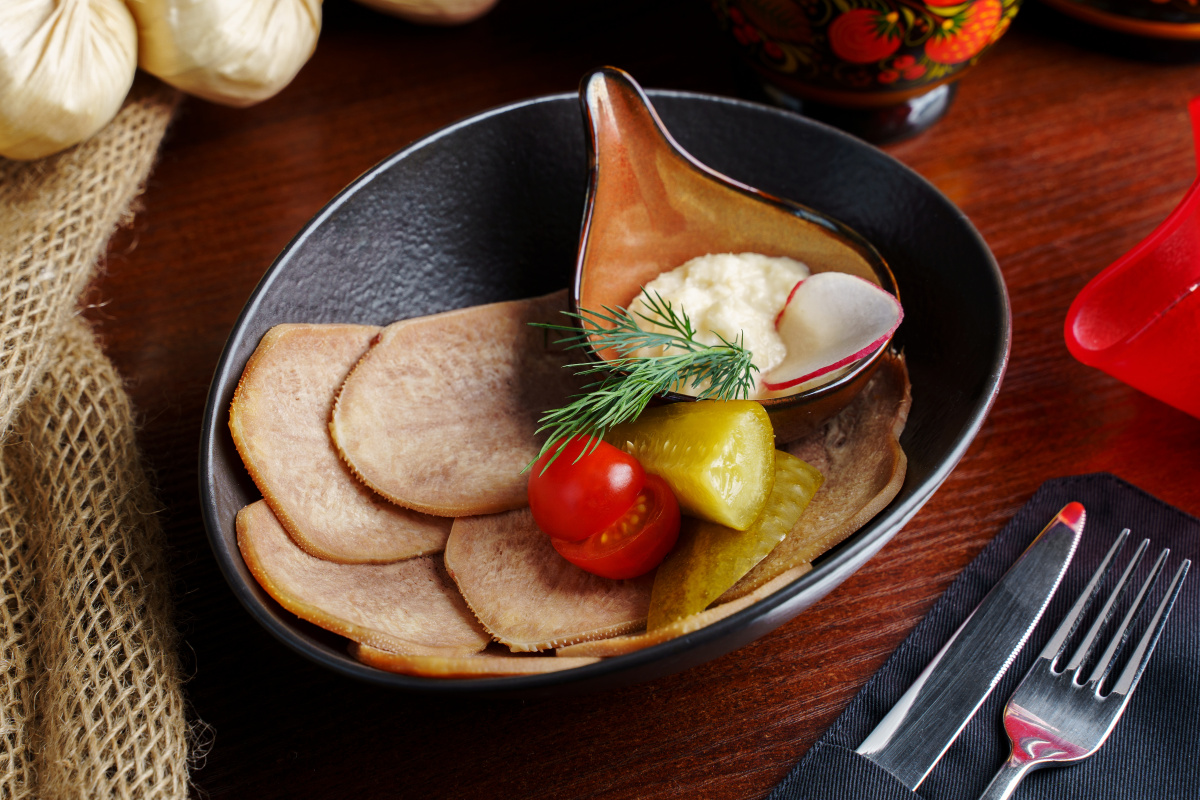 Рестораны Таруса/Ресторан русской кухни "Русский Клён"